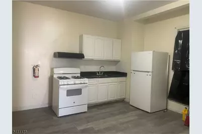 286 Broadway #2, Paterson, NJ 07501 - Photo 3