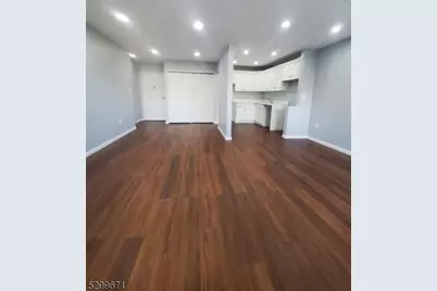 195 Main St #3B, Millburn, NJ 07041 - Photo 5