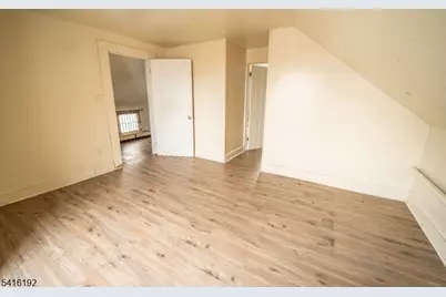 580 Hunterdon St, Newark, NJ 07108 - Photo 17