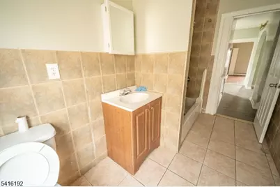 580 Hunterdon St, Newark, NJ 07108 - Photo 15