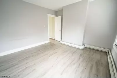 580 Hunterdon St, Newark, NJ 07108 - Photo 13