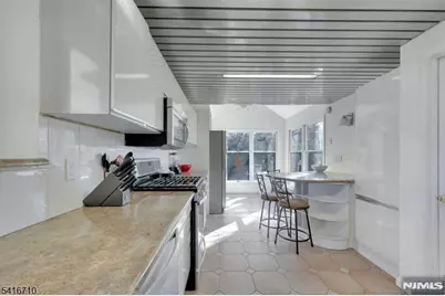 260 Garden Pl, Oradell, NJ 07649 - Photo 7