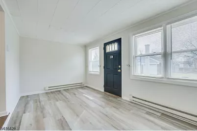 432 Rosetta Pl, Union Township, NJ 07083 - Photo 9