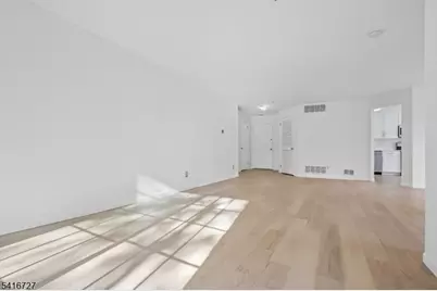 71 Village Dr, Morris Township, NJ 07960 - Photo 5