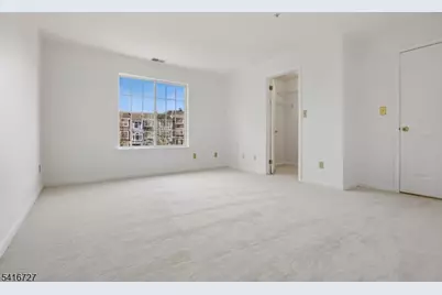 71 Village Dr, Morris Township, NJ 07960 - Photo 13