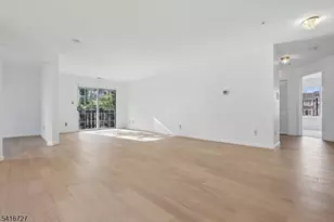 71 Village Dr, Morris Township, NJ 07960 - Photo 3