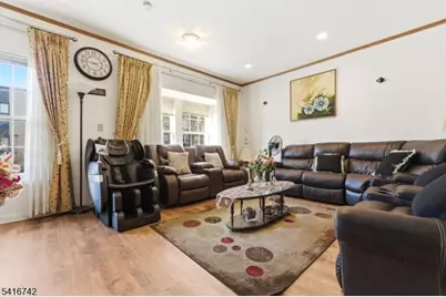 44 Prospect St, East Orange, NJ 07017 - Photo 7