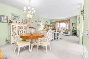 20 Chesterfield Ct, Raritan Township, NJ 08822 - Photo 3