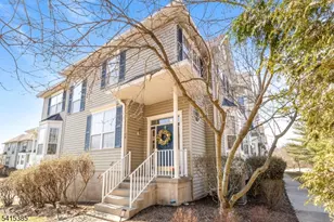 20 Chesterfield Ct, Raritan Township, NJ 08822 - Photo 1