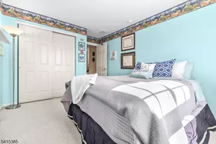 20 Chesterfield Ct, Raritan Township, NJ 08822 - Photo 17