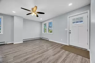 36 Lower Skillman St, Hampton Boro, NJ 08827 - Photo 7