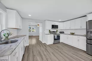 36 Lower Skillman St, Hampton Boro, NJ 08827 - Photo 9