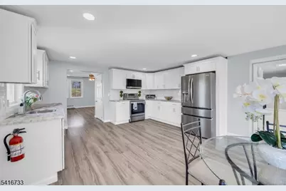 36 Lower Skillman Street, Hampton Boro, NJ 08827 - Photo 13