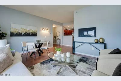 1 Carriage City Plz #1215, Rahway, NJ 07065 - Photo 3