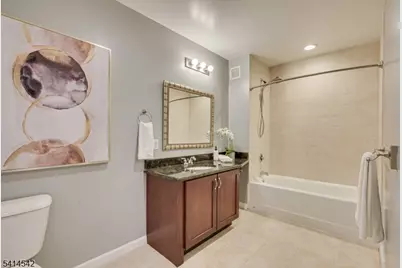 1 Carriage City Plz #1215, Rahway, NJ 07065 - Photo 15