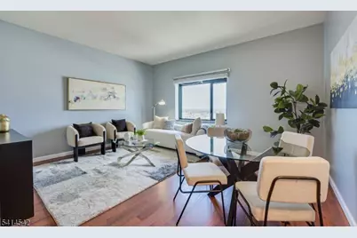 1 Carriage City Plz #1215, Rahway, NJ 07065 - Photo 5