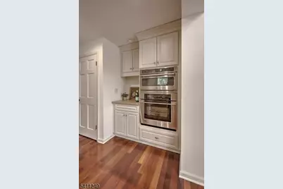 301 Hilltop Rd, Mendham, NJ 07945 - Photo 15