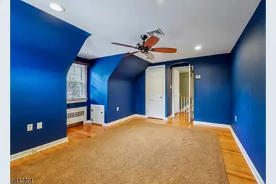 225 Emmans Rd, Roxbury Township, NJ 07836 - Photo 17