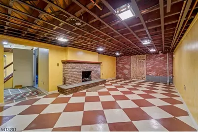 225 Emmans Rd, Roxbury Township, NJ 07836 - Photo 19