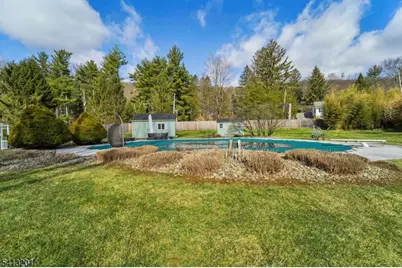 225 Emmans Rd, Roxbury Township, NJ 07836 - Photo 25