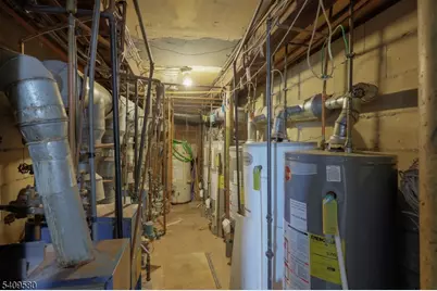 150 Dayton St, Newark, NJ 07114 - Photo 35