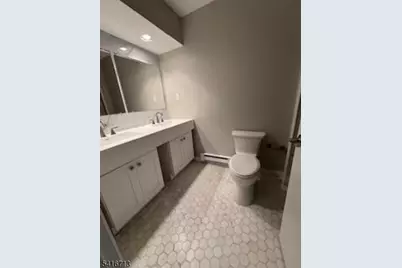 140 Amberly Dr, Manalapan Township, NJ 07726 - Photo 3