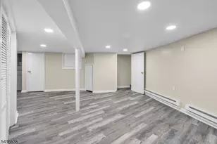 705 S 15th St, Newark, NJ 07103 - Photo 37