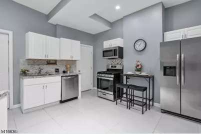 705 S 15th St, Newark, NJ 07103 - Photo 13