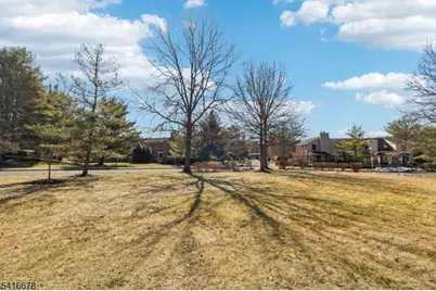 45 Sunrise Dr, Long Hill Township, NJ 07933 - Photo 19