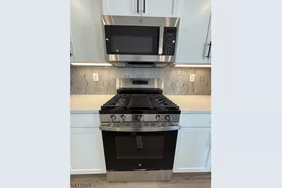 106 E Stiger St, Hackettstown, NJ 07840 - Photo 11