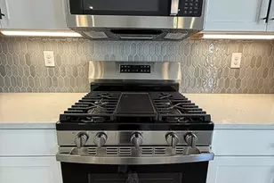 106 E Stiger St, Hackettstown, NJ 07840 - Photo 11