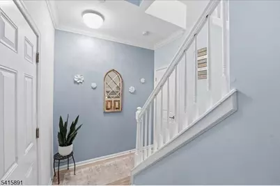 612 Lopez Ln, Morris Plains, NJ 07950 - Photo 15