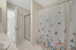 22 Mountainside Dr, Pompton Lakes, NJ 07442 - Photo 21