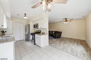 25 Colleen Ct, South Brunswick Township, NJ 08824 - Photo 13