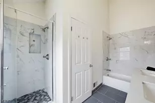 25 Colleen Ct, South Brunswick Township, NJ 08824 - Photo 29