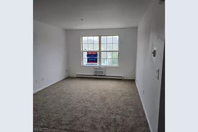 107 Chatfield Dr, Pequannock Township, NJ 07444 - Photo 9