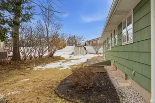 2001 Brooks Blvd, Manville, NJ 08835 - Photo 39