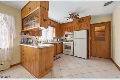 2001 Brooks Blvd, Manville, NJ 08835 - Photo 15