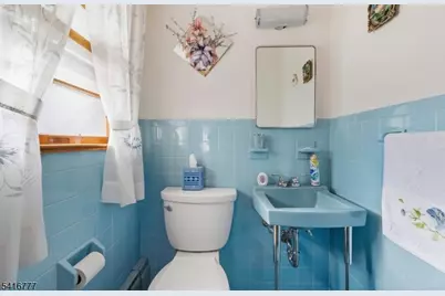 2001 Brooks Blvd, Manville, NJ 08835 - Photo 29