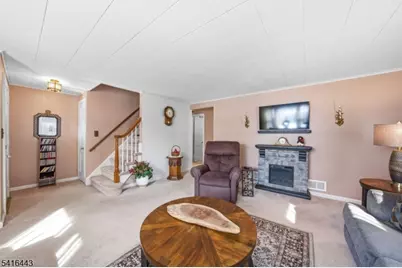 12 Diana Rd, Morris Plains, NJ 07950 - Photo 7