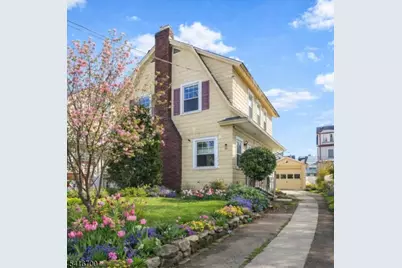 33 Beaumont Pl, Newark, NJ 07104 - Photo 1