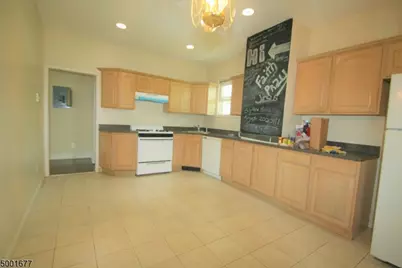 85 Mission St, Montclair, NJ 07042 - Photo 9