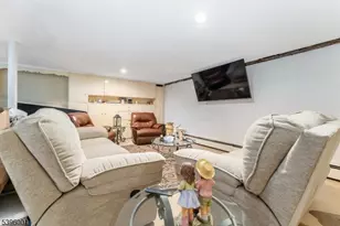 417 Mountain Rd, Readington, NJ 08833 - Photo 23