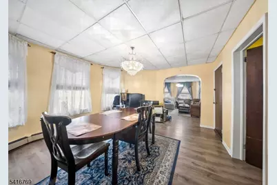 409 Hamilton St, Harrison, NJ 07029 - Photo 23