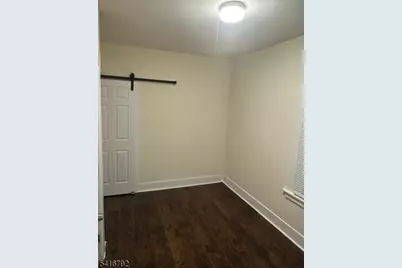 9 McKinley Ave, West Orange Township, NJ 07052 - Photo 7