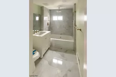 631 Elm St, Roselle, NJ 07203 - Photo 13