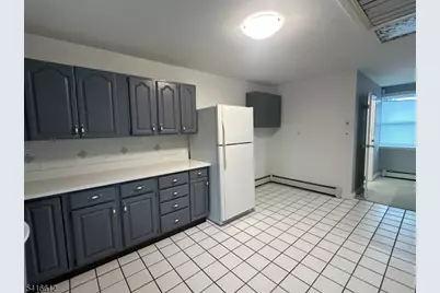 18 Montrose Ave #C, Verona, NJ 07044 - Photo 9