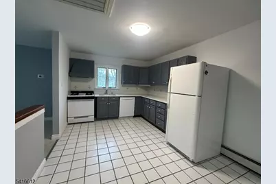 18 Montrose Ave #C, Verona, NJ 07044 - Photo 7