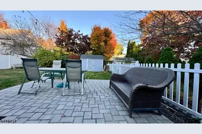 32 Leary Ave, Bloomingdale, NJ 07403 - Photo 27