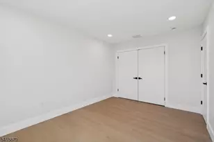 662 Summit Rd, Union Township, NJ 07083 - Photo 9